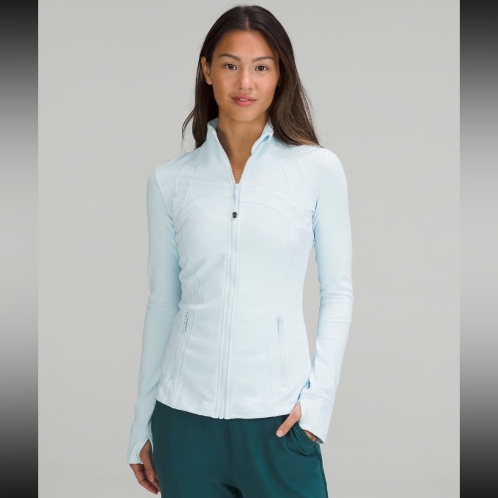 🌟SOLD on Facebook🌟 Lululemon define jacket size 6 blue powder color